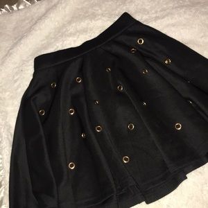 Black metal ring detailed skirt